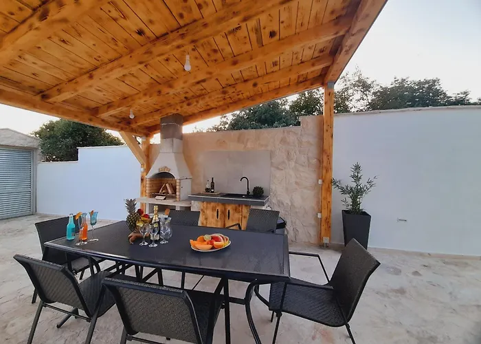 Tatil Evi Iva *