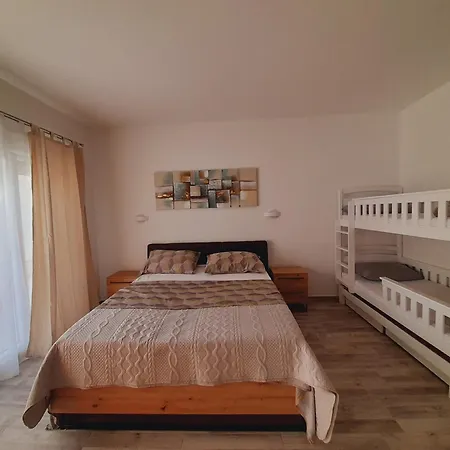 Iva Feriehus Rastevic